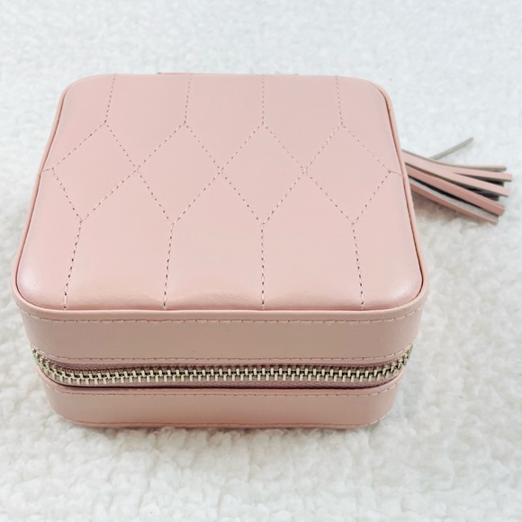 WOLF • Caroline Pink Rose Quartz Quilted Leather Travel Jewelry Case - Picture 8 of 16